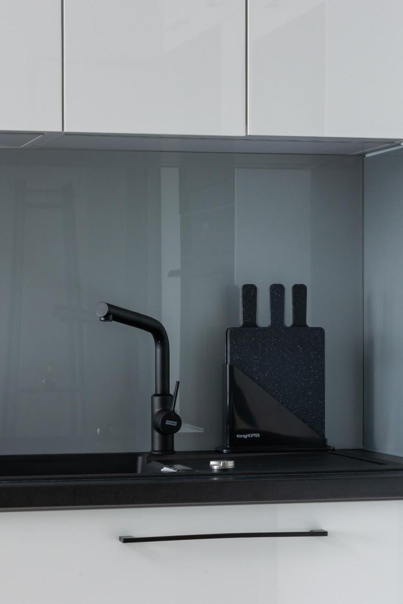 Apartment Unique With Balcony & Parking Zablocie Cracow By Renters Prestige