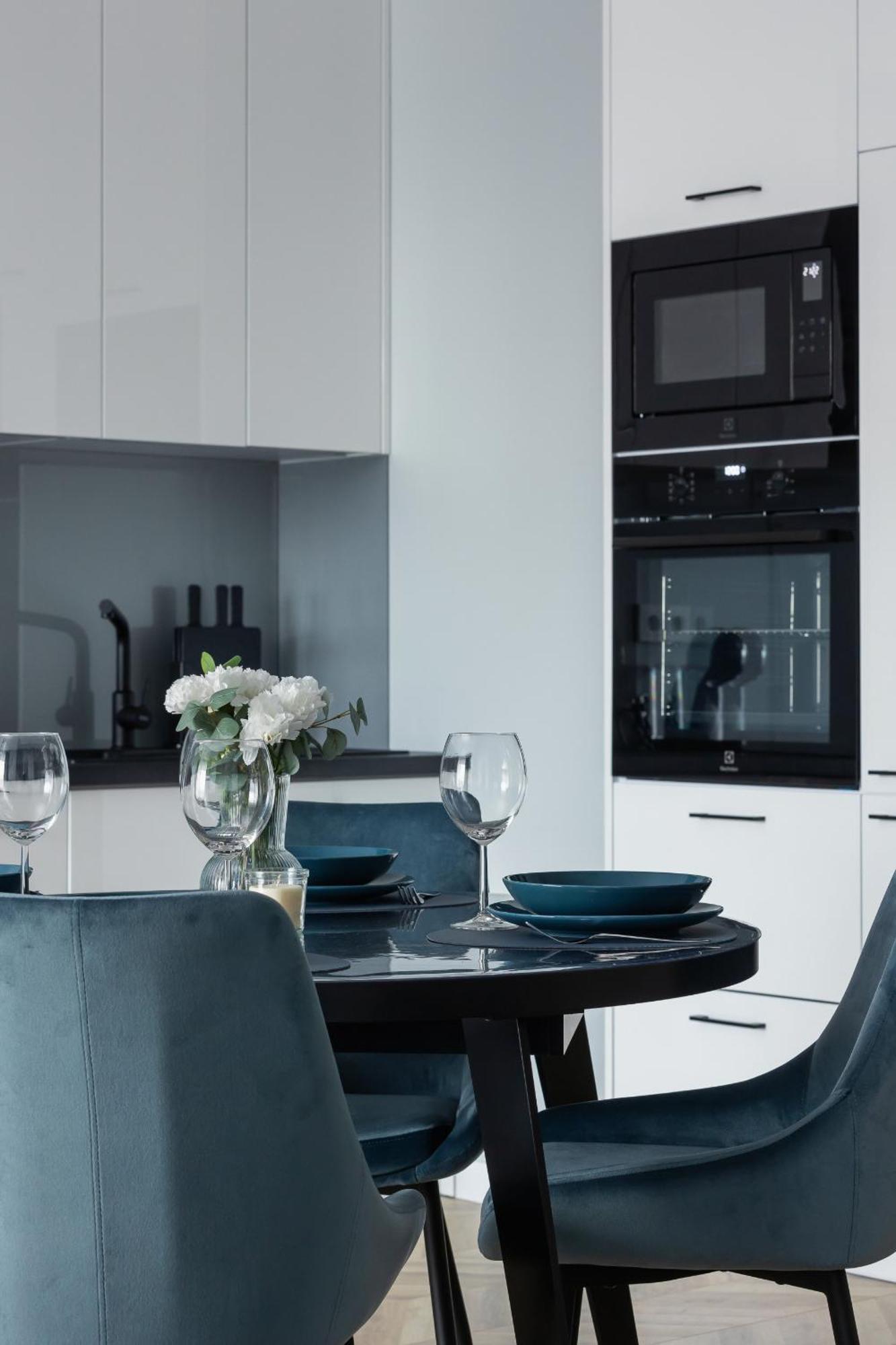 Unique With Balcony & Parking Zablocie Cracow By Renters Prestige