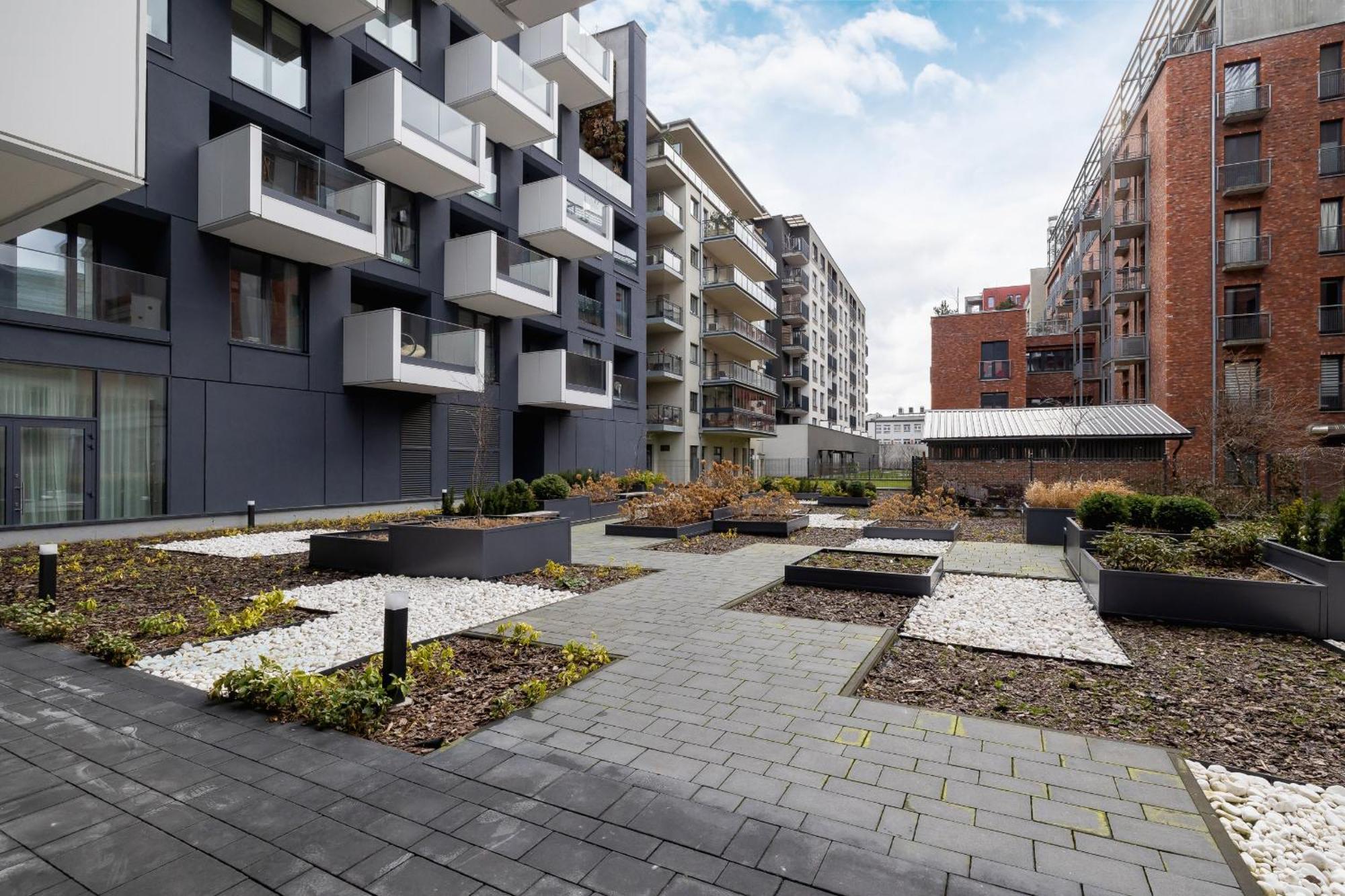 Unique With Balcony & Parking Zablocie Cracow By Renters Prestige Kraków