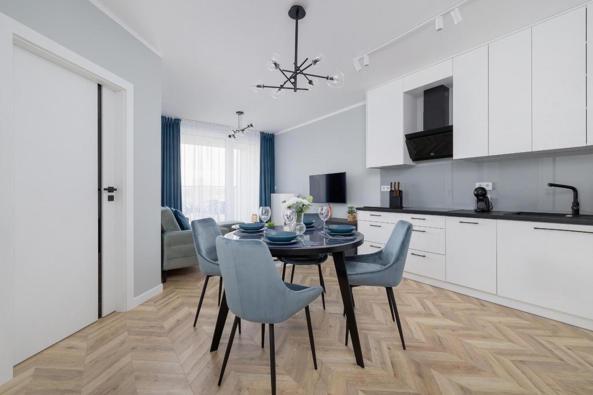 Unique With Balcony & Parking Zablocie Cracow By Renters Prestige Apartment