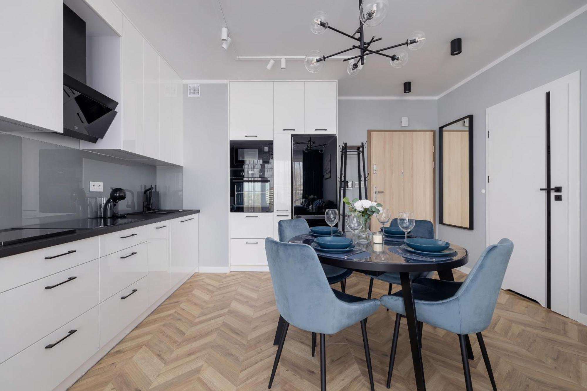 Apartament Unique With Balcony & Parking Zablocie Cracow By Renters Prestige Kraków