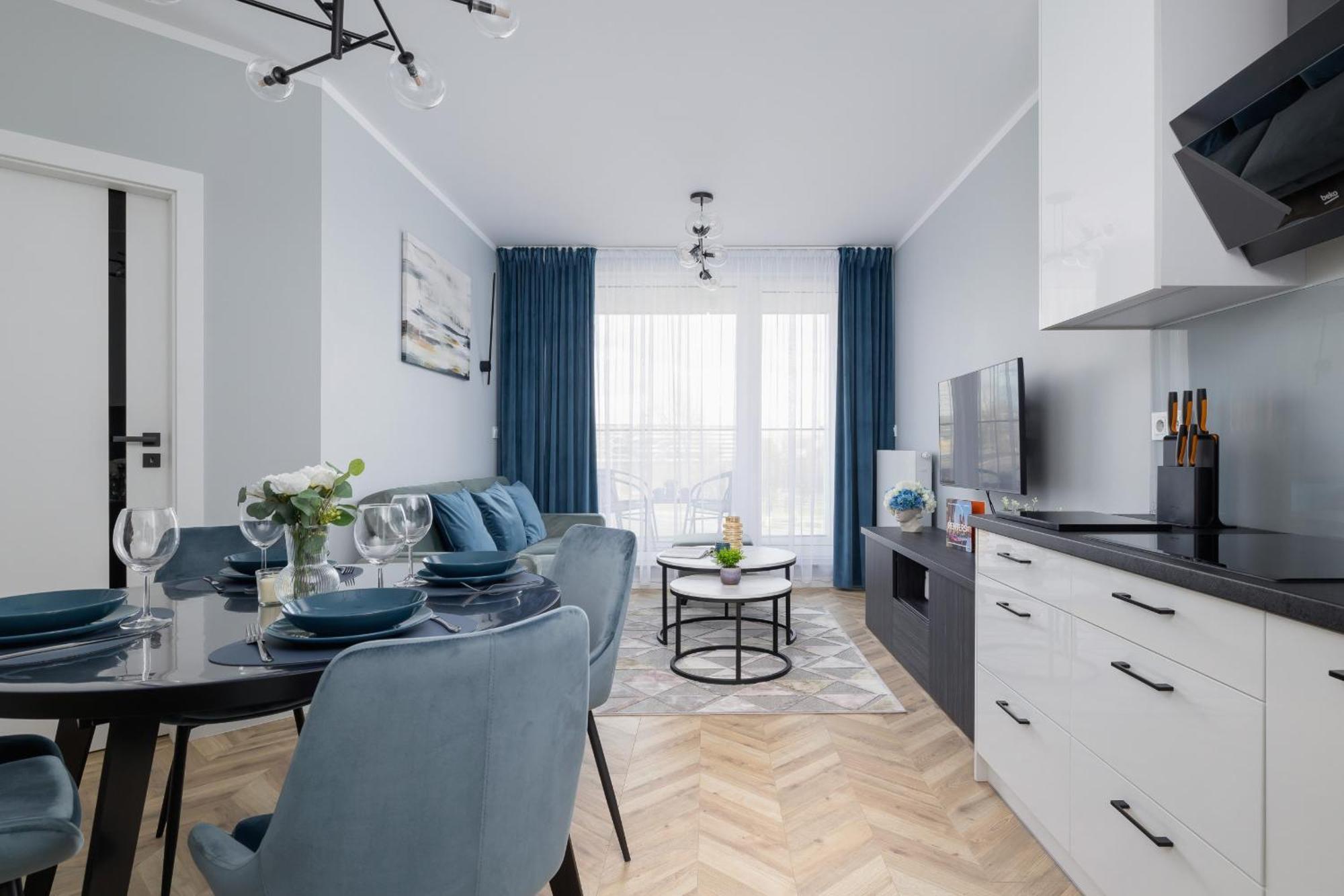 Apartment Unique With Balcony & Parking Zablocie Cracow By Renters Prestige Krakow
