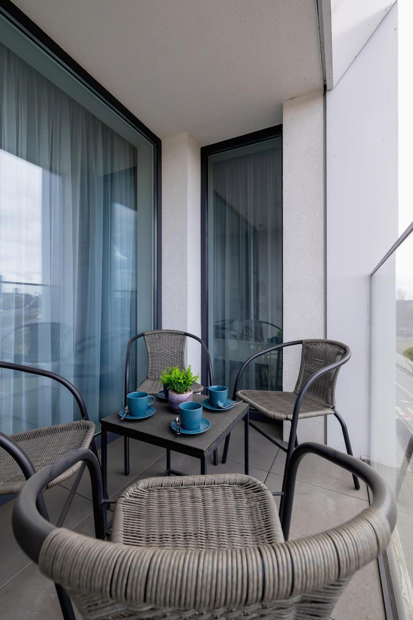 Unique With Balcony & Parking Zablocie Cracow By Renters Prestige *